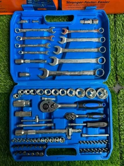 Kit de llave 82 pcs Marca tools